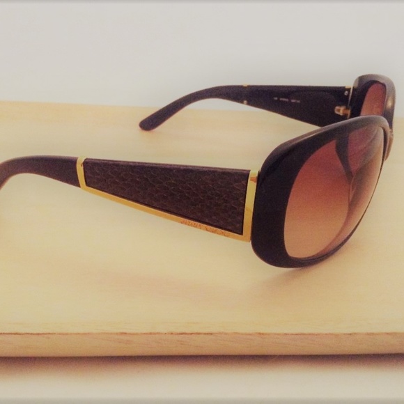 😎 Jimmy Choo Sunglasses & Case - Picture 5 of 8